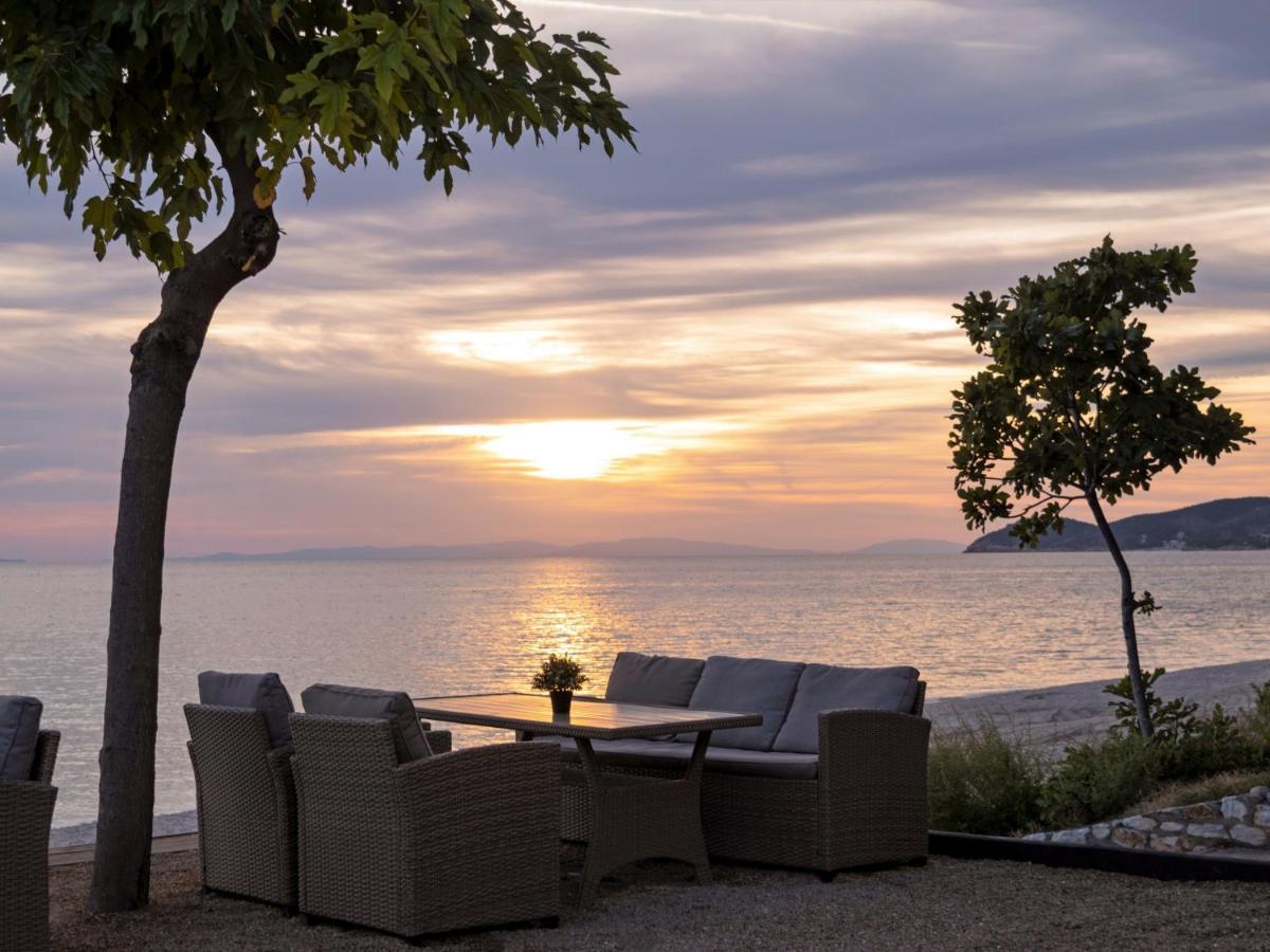Beach Hotel Kapahi Pefkari Bagian luar foto