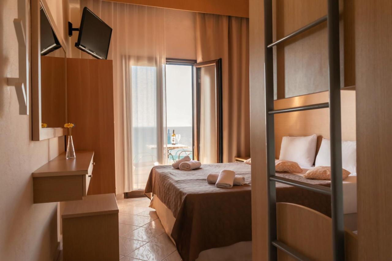 Beach Hotel Kapahi Pefkari Bagian luar foto