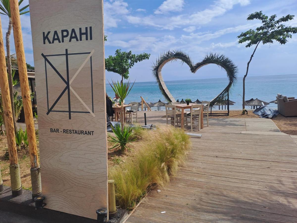 Beach Hotel Kapahi Pefkari Bagian luar foto