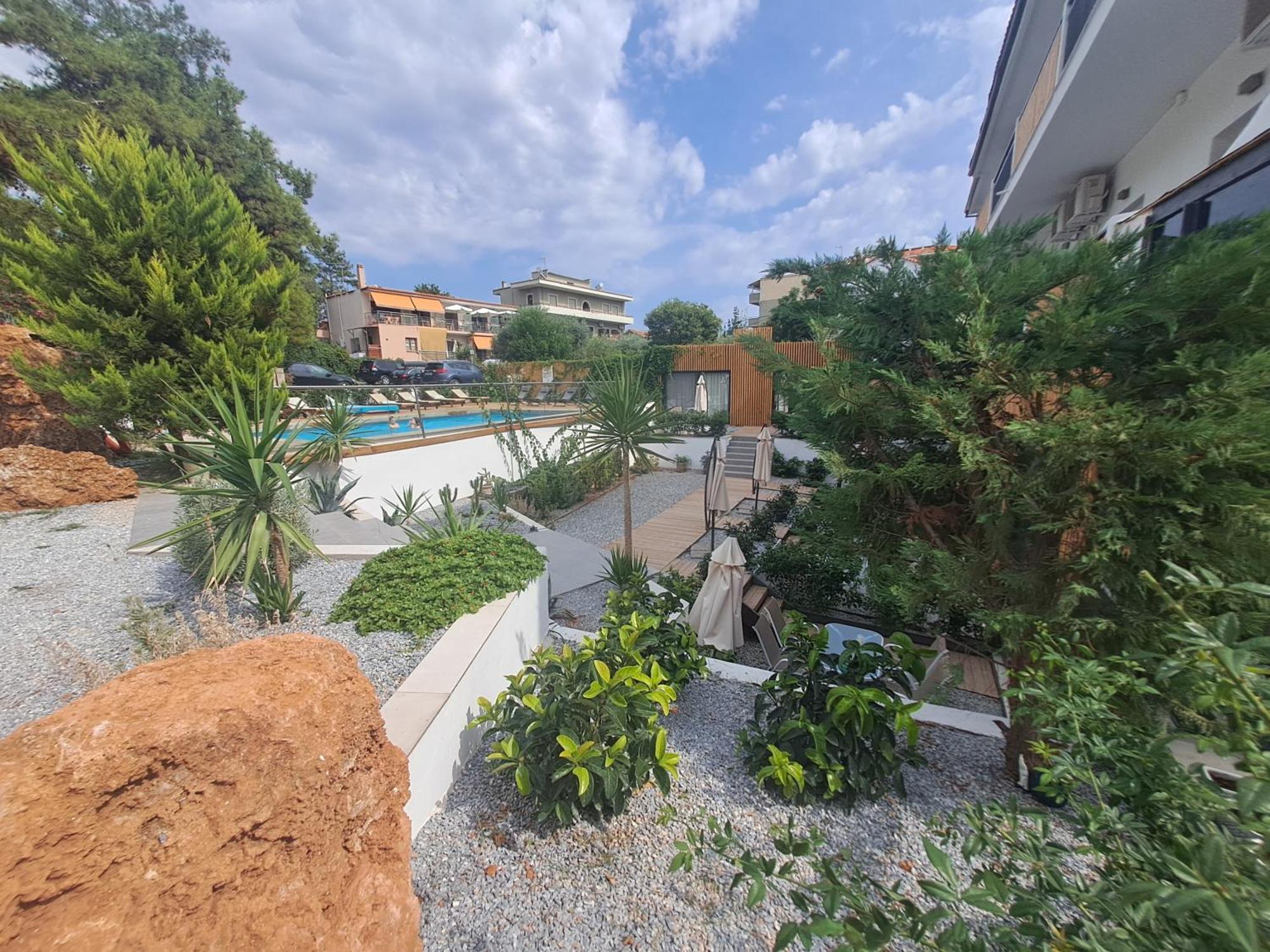 Beach Hotel Kapahi Pefkari Bagian luar foto