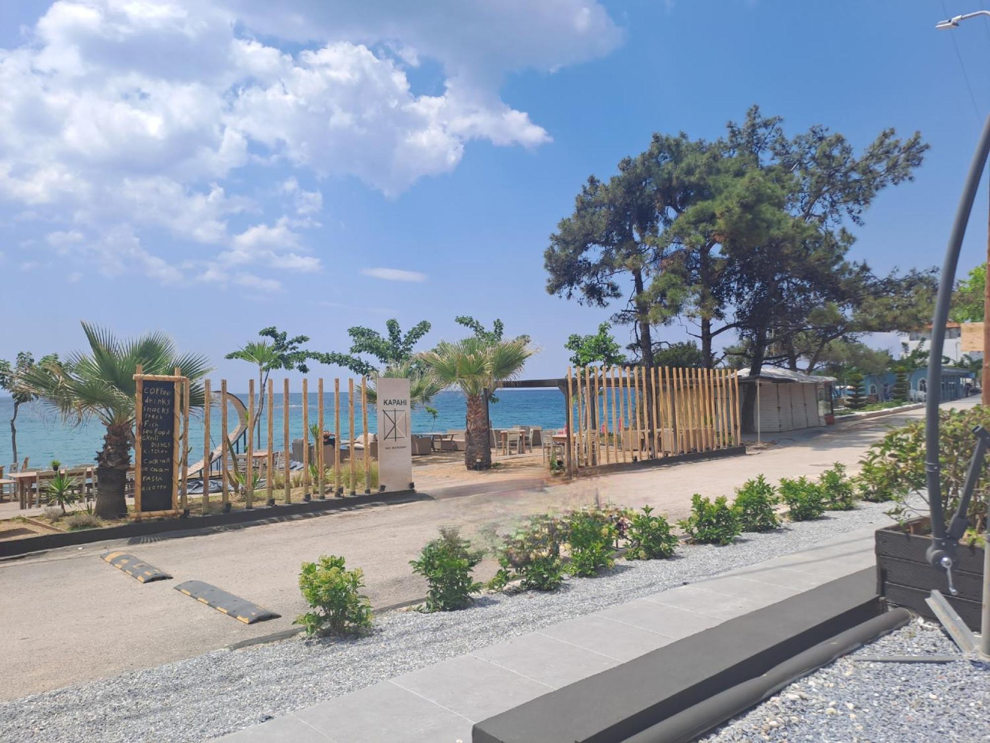 Beach Hotel Kapahi Pefkari Bagian luar foto